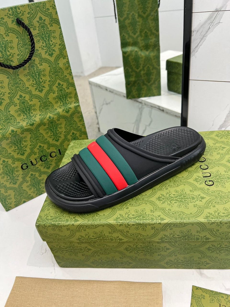 Chinelo Slide - Gucci Pursuit