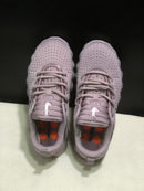 Nike Mind 002