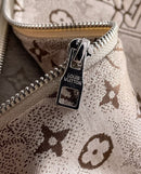 Conjunto Louis Vuitton Beige Tape